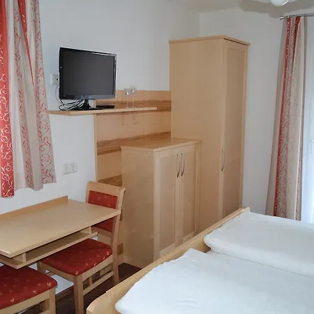 Guest house Pension Schweiger Gasen