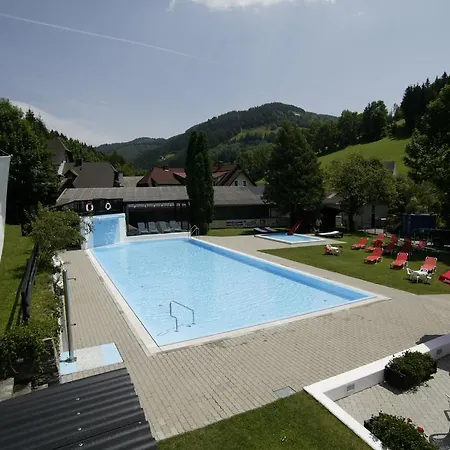 Konukevi Schweiger 3*