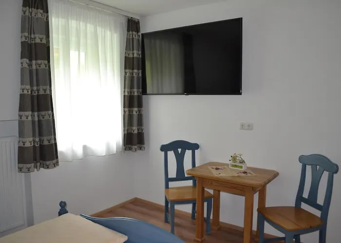 Pension Schweiger Guest house 3*